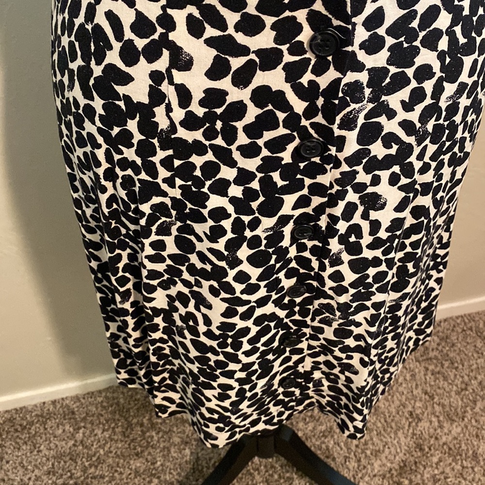 H&M Patterned Button-Up Dress - Picture 3 of 5